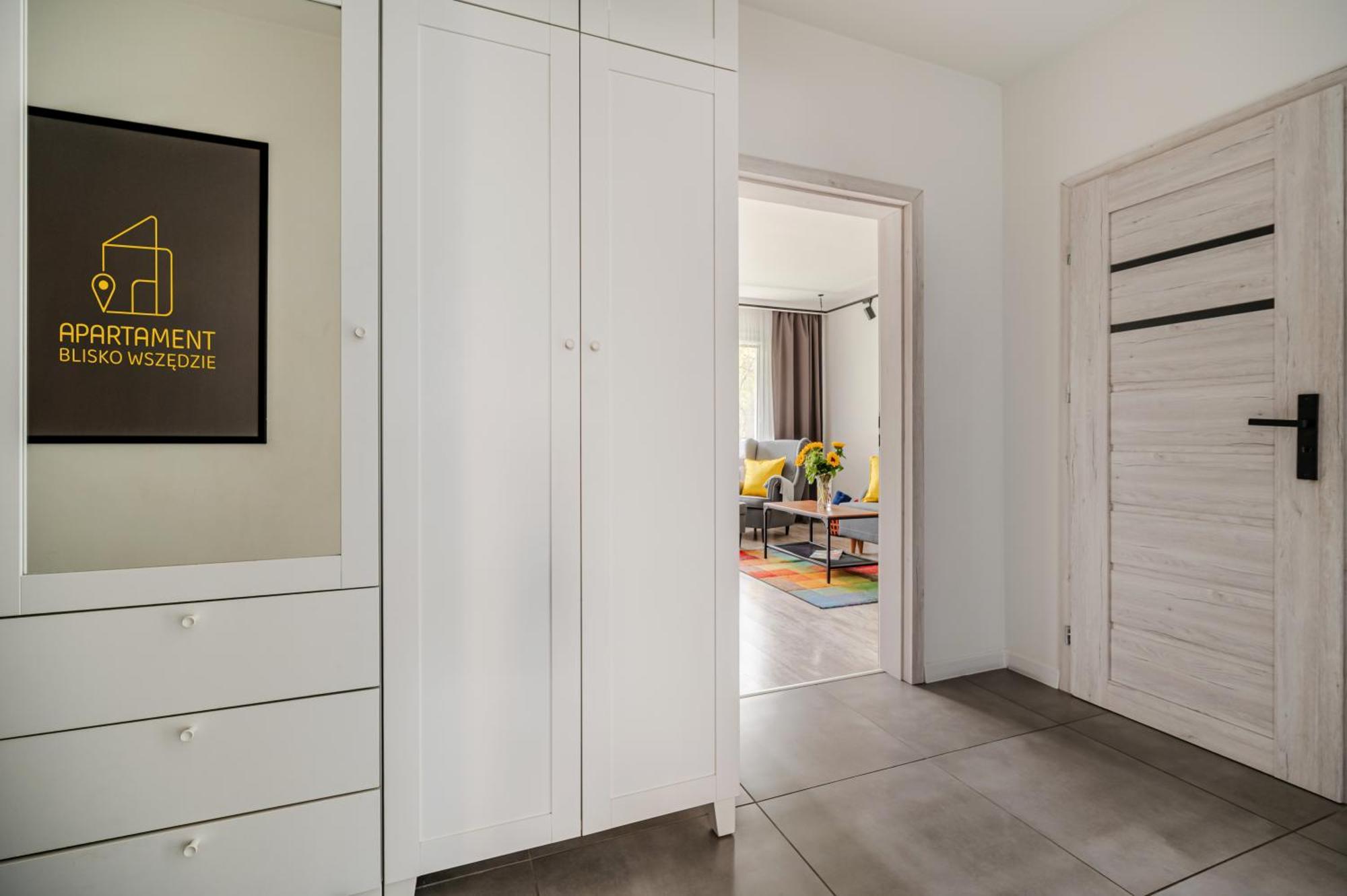 Apartament Blisko Wszedzie Островец-Свентокшиский Экстерьер фото
